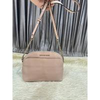 ราคา >>MICHAEL KORS 8.5”<< MK สวย!! • กระเป๋ามือสอง • (41108409893)