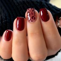 ราคา ใช่แล้ว 24ชิ้น สั้นสแควร์คลาสสิกอเนกประสงค์มันกดบนเล็บสีทองหรูหราพร้อมพิมพ์ลายเสือดาวสีชมพูประกาย (46651461290)