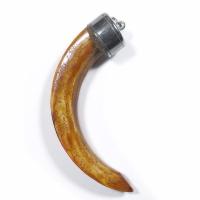 ราคา เขี้ยวหมูป่าตันแท้ หลวงพ่อไสว นครปฐม จารยันต์สาริกา ยาว 4 นิ้ว (21587540770)