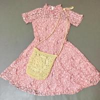 ราคา เดรสลูกไม้ฉลุสีชมพู มือสองของแม่ค้าเองค่ะ (1719497468)