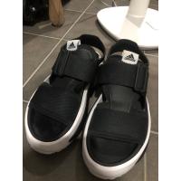 ราคา รองเท้าแตะ adidas mehana มือ2 ใช้เองสภาพดีมากใส่แค่2-3ครั้ง❤️ (43827105126)