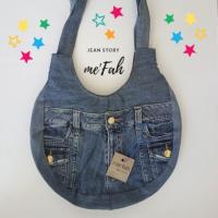 ราคา กระเป๋าผ้ายีนส์ สียีนส์อ่อน ทรงสะพายข้าง เก๋ๆ ความยาวสาย 24" มีซิปปิดค่ะ (1067091821)