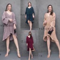 ราคา เดรสพลีท หน้าสั้นหลังยาว ฟรีไซส์ สาวอวบก็ใส่ได้ คอวีทรงเก๋ปลายแขนจั้ม เนื้อผ้าเงาเหลือบ มีคลาสมว้าก ผ้าอัดพลีทยืดได้เยอะ (4369884553)