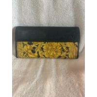 ราคา กระเป๋าสตางค์ Versace wallet แท้รับประกัน (29118448821)
