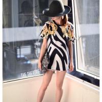 ราคา Versace T-Shirt (41250526)