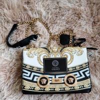 ราคา กระเป๋าครอสบอดี้สะพายไหลก็ได้มือสองสภาพดี (16684329671)