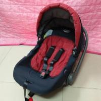 ราคา คาร์ซีทกระเช้า มือสอง สีแดง สภาพสวย 90% (2751787904)