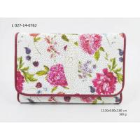 ราคา L 027-14-0762 กระเป๋าหนังปลากระเบนสามพับกลางลายดอกไม้ ซับสีเลือดนก (2367901816)