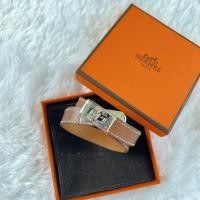 ราคา HERMES KELLY DOUBLE TOUR BROWN LEATHER BRACELET WITH WHITE GOLD (18525452443)