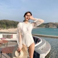 ราคา SS18 ชุดว่ายน้ำวันพีชแขนยาว แต่งเเขนผ้าซีทรู (6646425891)