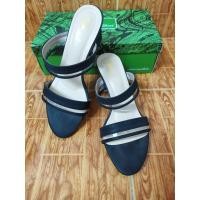 ราคา รองเท้าส้นสูงสีดำ Sea shoes (7358177733)