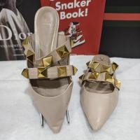 ราคา รองเท้า Valentino งานมือสองงานตู้ญี่ปุ่นSz36.5/23.5cm (43664545610)