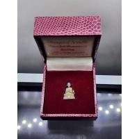 ราคา สมเด็จพระพุฒาจารย์(โต พรหมรังสี)ลอยองค์เนื้อเงิน 3K พิมพ์เล็ก สูง 1.6เซ็น วัดใหม่อมตรส บางขุนพรหม พ.ศ.2540พร้อมกล่องเดิม (24707104651)