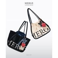 ราคา Merge A Day Bag รุ่น Medium สี Black สายแบน ✨ (27724921401)