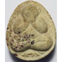 ราคา 735 พระปิดตา ฝังพลอย หลวงพ่อหยอด วัดแก้วเจริญ จังหวัดสมุทรสงคราม เนื้อผงพุทธคุณ เนื้อดี มวลสารมาก (52853472740)