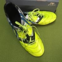ราคา รองเท้าสตั๊ดฟุตบอล PAN Size44 มือ2 (1987176012)