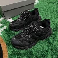 ราคา Like new Balenciaga track (8617685854)