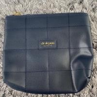 ราคา Cle de peau beaute กระเป๋าใส่เครื่องสำอาง จุของได้เยอะ ที่ใส่เครื่องสำอาง ของใหม่ (15778721686)