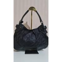 ราคา Burberryกระเป๋าสะพายผ้าไนลอนคล้องไหล่มือสองสีดำสะอาดน้ำหนักเบา (9081640513)