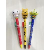 ราคา ปากกาดิสนีย์หัวโต กดแล้วยกของขึ้นลง ของแท้จากdisney store japan ***green man&baymax sold*** (8768758411)