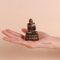 ราคา หลวงปู่ทวด พระหน้ารถ พระตั้งหน้ารถ พร้อมส่ง เนื้อแร่เหล็กน้ำพี้ สีดำมันปู งานสวยปราณีต สิริมงคลแก่ผู้บูชา ทำมาค้าขึ้น (18929280709)