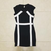 ราคา มินิเดรสทรงเอ สีดำคาดขาว (1537876694)