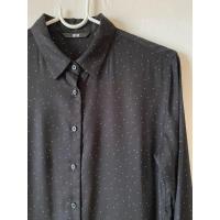 ราคา Uniqlo เสื้อเชิ้ตแขนยาวผู้หญิง สีดำลายจุด แท้ ช้อปไทย ผ้าเรย่อน สภาพใหม่กริบ ไร้ตำหนิ เทียบมือ 1 ชนช้อป อก 36-38 นิ้ว (29510137275)