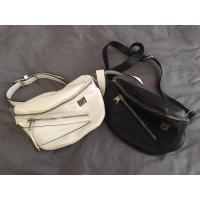 ราคา กระเป๋าคาดอกFila มือ2 สภาพใหม่ๆ ของแท้100% ซื้อจากช้อปเซนทรัลค่า (17865982909)