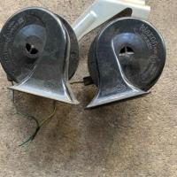 ราคา แตร klaxon ของมือสองจากญี่ปุ่น ไฟ12v ของแท้มือสอง ราคาต่อคู่ (23153675941)