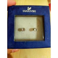 ราคา ต่างหู Swarovski ของแท้ มือสอง แช่แอลกอฮอล์ให้แล้ว (7057928799)