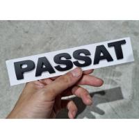 ราคา โลโก้ตัวอักษร พาสสาท ฟ้อนเก่า สีดำด้าน โฟล์คสวาเก้น ขนาด 16 * 2.5 cm ปี 2001 Volkswagen Passat 1.8 at matt black letter (22322031582)