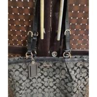 ราคา coach สีดำแท้ 100% มือสอง (3763061873)