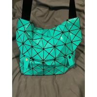 ราคา มือสอง (ของแท้) BAO BAO ISSEY MIYAKE prism Messenger Bag (29307990511)