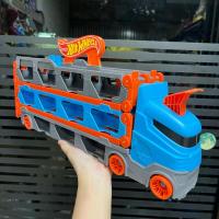 ราคา Hot Wheels Speedway Hauler Storage Carrier รถของเล่น รถบรรทุกรถของเล่น พร้อมรถ 5 คัน **มือสอง** (24514739863)