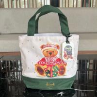 ราคา Harrods * พร้อมส่ง * New Christmas Bear 2025 Tote Bag ของแท้ 100% จากอังกฤษ (48951805347)