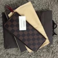 ราคา LV Clemence zippy DC15 ราคา13000 บาท (348156620)