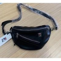 ราคา พร้อม​ส่ง​ กระเป๋า​คาดอก​ คาดเอว Fila เป็น​หนังPU​ ของแท้ สวยมาก (3718216185)