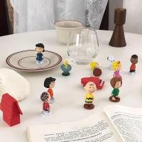 ราคา **12 ตัว** โมเดล สนู้ปปี้และผองเพื่อน snoopy model (7248446666)