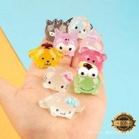 ราคา เรซิ่น ตุ๊กตา สุ่มตุ๊กตา ตุ๊กตาสุ่ม ตุ๊กตาเรซิ่น เรซิ่น diy เรซิ่น 3d เรซิ่น Luminous Sanrio เรซิ่นเรืองแสง เรซิ่นเรืองแสง ตุ๊กตา Kawaii Kuromi My Melody Cinnamoroll pochacro (25184753239)