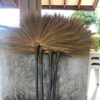 ราคา ไม้กวาดดอกหญ้าคุณภาพดี ใช้ทนนาน รับประกันไม่หลุดง่ายๆ ราคาส่ง (27225560793)