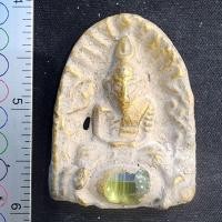 ราคา พระฤาษีซุ้มกอเนื้อชินทอง ติดเม็ดพระธาตุ กรุดอยไซ (27888406579)