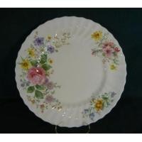 ราคา Royal Doulton Arcadia British Rose Plate 27ซม (29427675289)