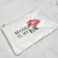 ราคา กระเป๋าเครื่องสำอาง Make up is my bae (679711143)