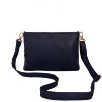 ราคา [กระเป๋ามือสอง] PIERRE CARDIN PARIS ของแท้! *มี2สาย* หนังไมโครไฟเบอร์ 10นิ้ว สีกรมท่า กระเป๋าสภาพดี กระเป๋าสะพายข้าง (22544548767)