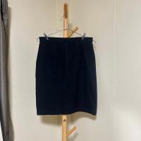 ราคา กระโปรงทรงเอสีดำ เอว 28 (มือสอง) (44400196854)