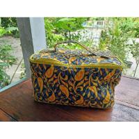 ราคา กระเป๋า NARAYA มือสอง กระเป๋านารายา ส่งฟรี!!!! (26600993007)