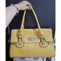 ราคา Preloved - Rabeanco กระเป๋าหนังสีเหลืองแข็งแรง (41605741966)