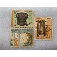 ราคา แสตมป์ลาวชุดกลอง ปี1970 ครบชุด3ดวง (25574773510)