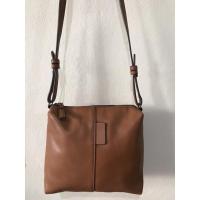 ราคา กระเป๋า ELLEแท้ มือสอง (6264068453)