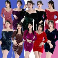 ราคา 10898 เดรสกำมะหยี่แขนยาว จับจีบเว้าอก แต่งชายกระโปรงไขว้ เนื้อผ้ากำมะหยี่ ซิปหลังยาว (23287339834)